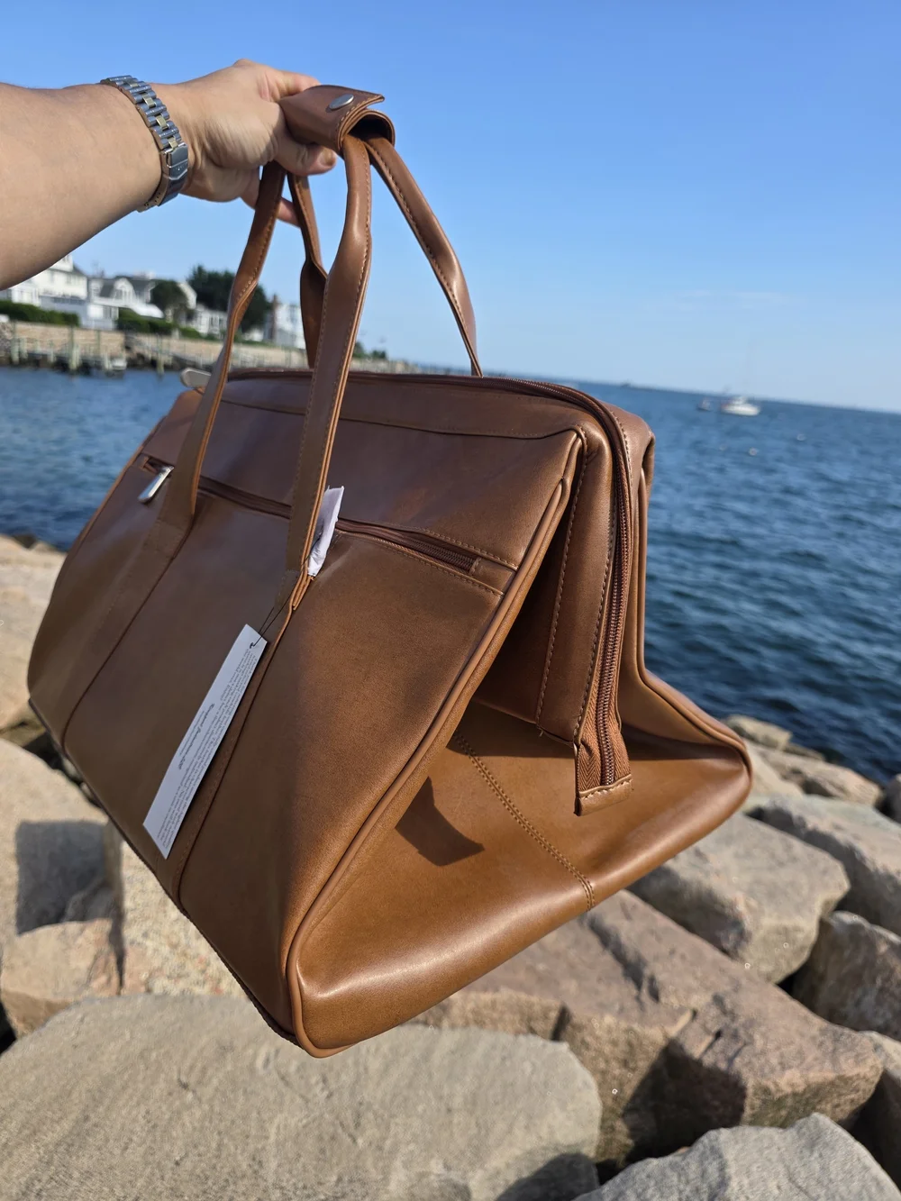 Kingport Industries Genuine Leather Wide Jaw Carpenter / Travel Bag